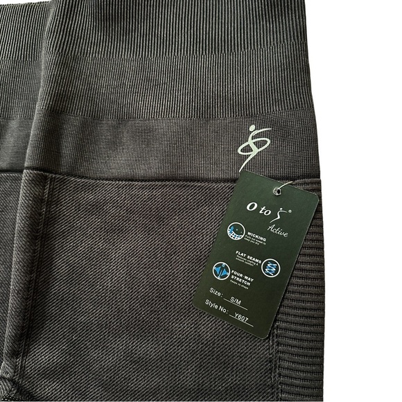 OtoS Active Charcoal Black Athletic Compression Capri Leggings - Picture 4 of 7